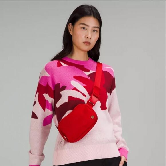 lululemon athletica Red Crossbody Bag - Picture 2 of 8